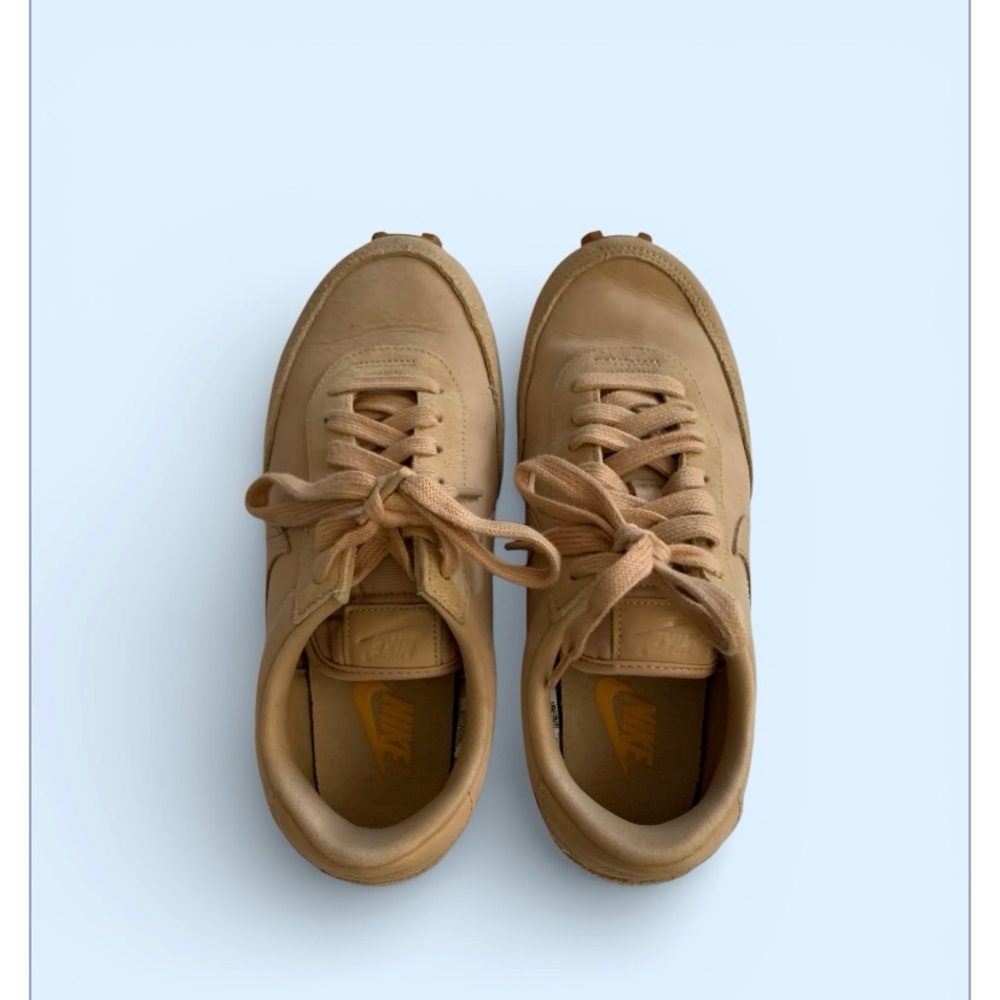 Nike Daybreak Vachetta Tan (Women's) Size 6.5 Sneaker casual workout shoes - Picture 2 of 10